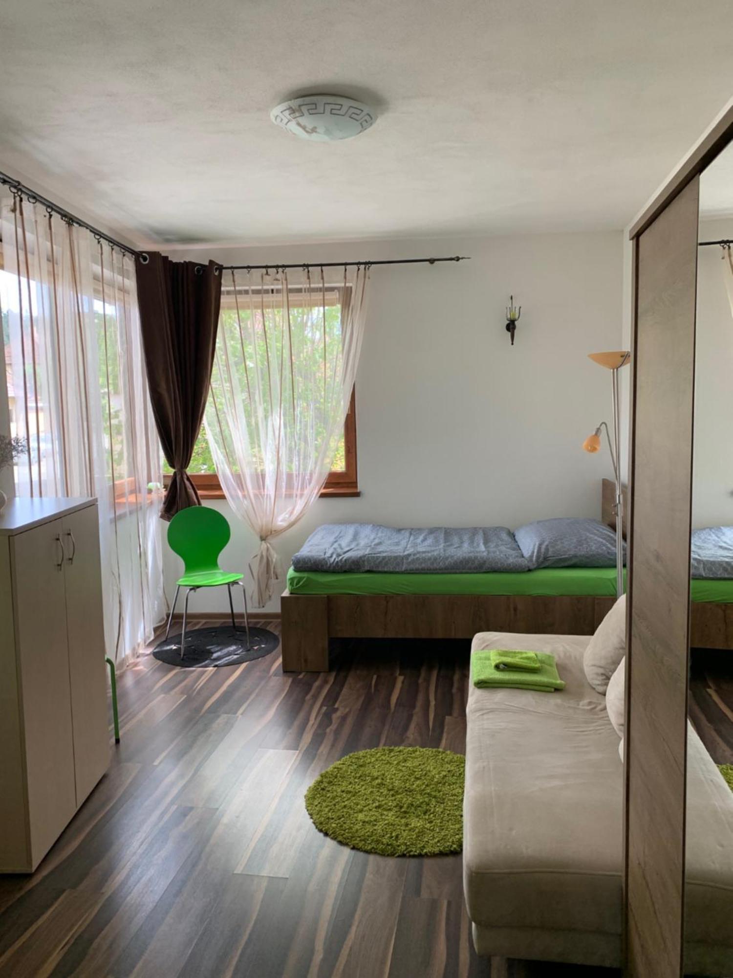 Apartman Emes S Terasou Kežmarok المظهر الخارجي الصورة