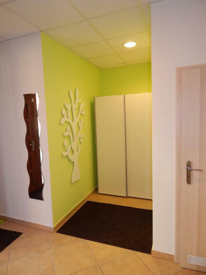 Apartman Emes S Terasou Kežmarok الغرفة الصورة